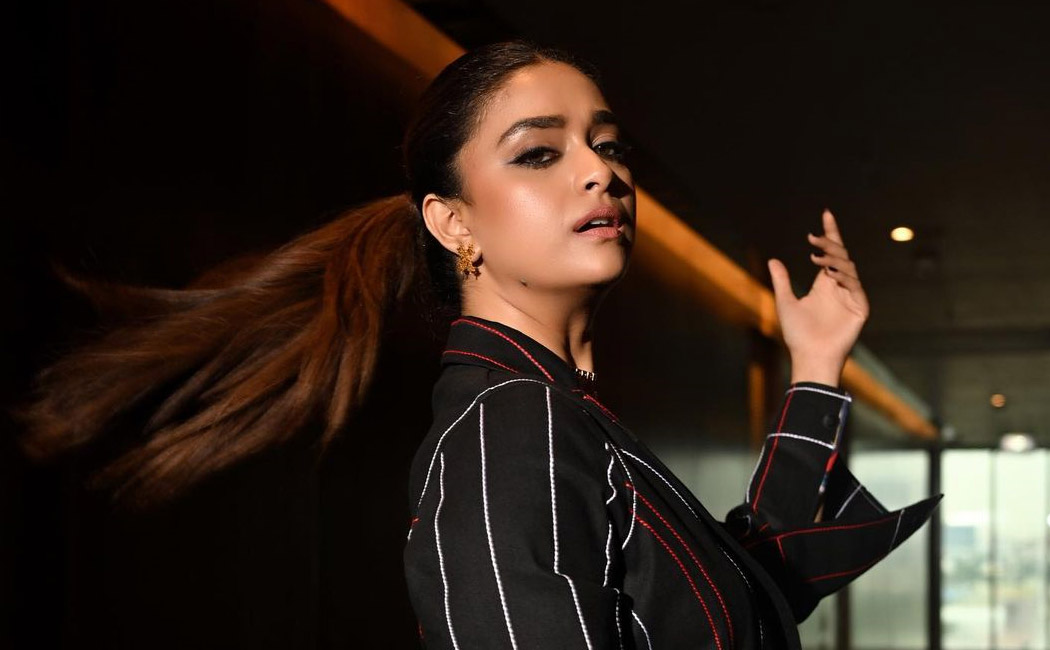 keerthy suresh bollywood entry