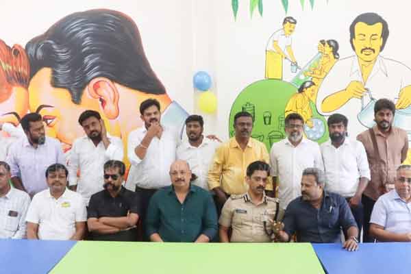 Commissioner arun opens restaurant at Chennai Press Club