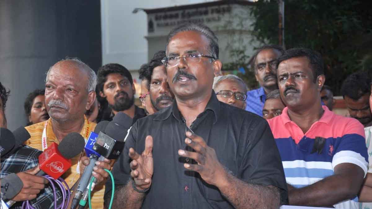 'Stop Threatening Journalists'-Chennai press club struggle
