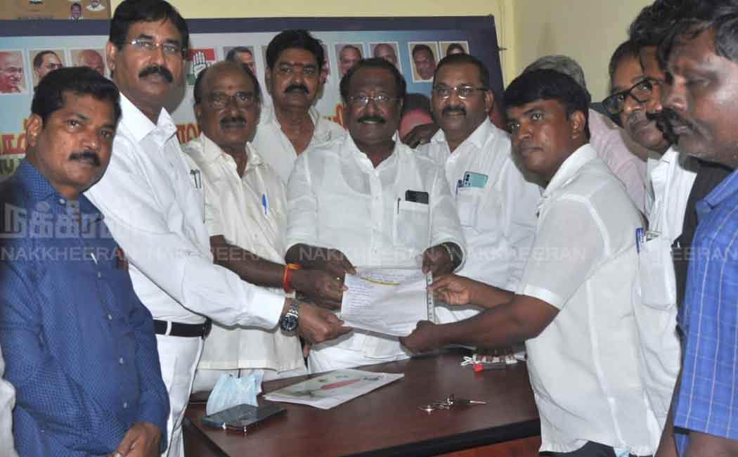 Corporation election: Congress party distributes petitions