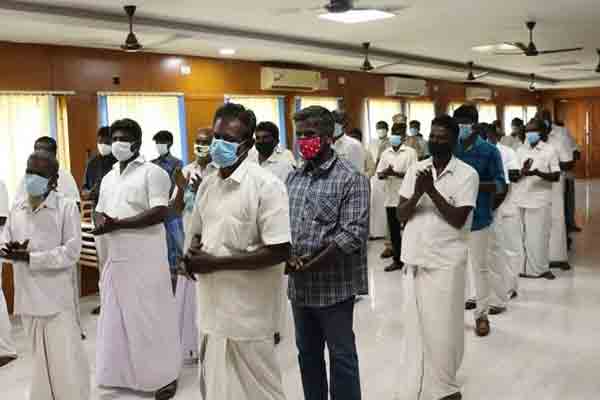 "Will we not forget the living .. " - S.P. gave new life to the 164 criminals.