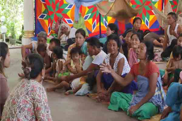 Manipur; Divya Sathyaraj contributes to the affected people