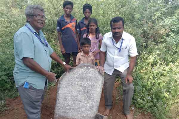 Discovery of Rajaraja Chola inscriptions for the Nandavanam temple in Pazhani