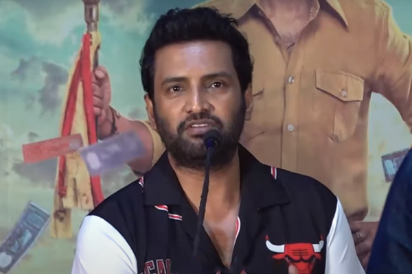 santhanam about god beleif in Vadakkupatti Ramasamy success meet