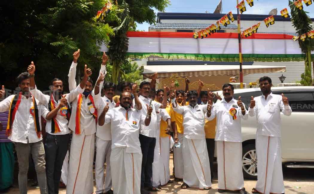 DMDK leader Vijayakanth celebrates birthday
