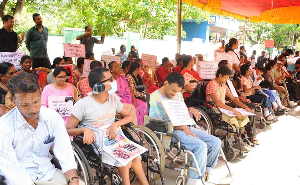 differently abled persons issue at chennai egmore rajarathinam stadium