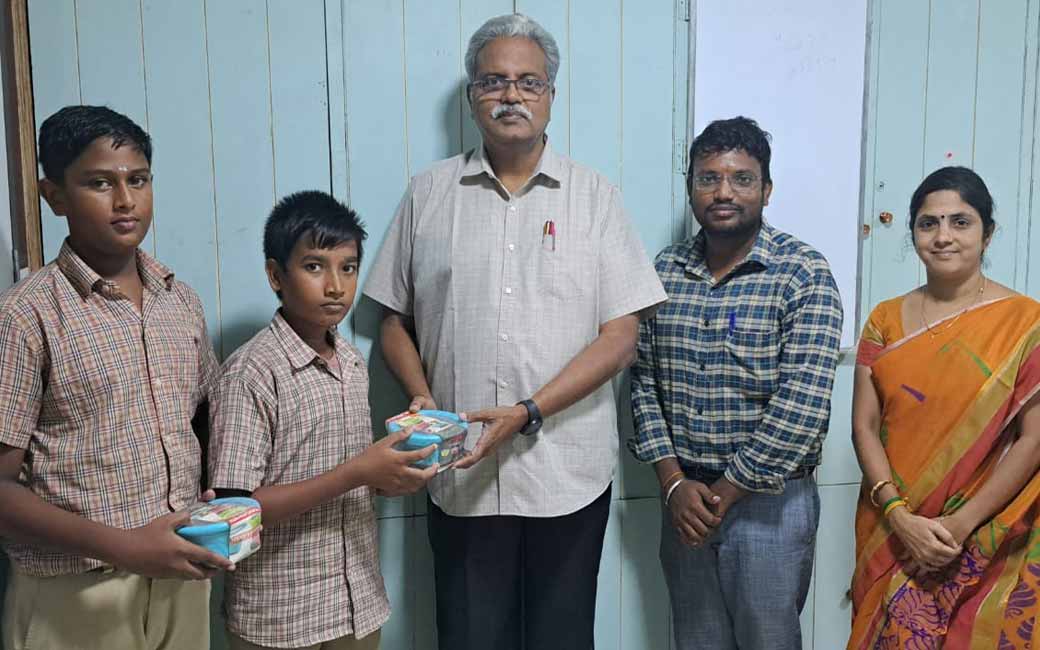 A government school student who was amazed at space research!