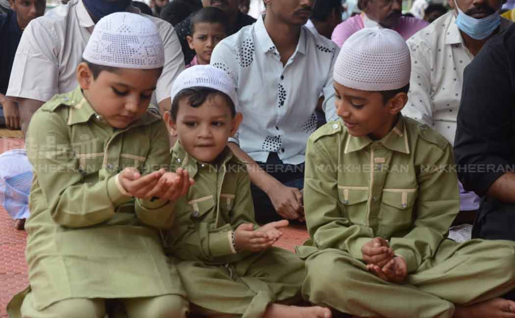 Islamists celebrate Bakreed with joy