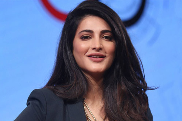 Following Samantha, Shruti Haasan also quit in chennai story