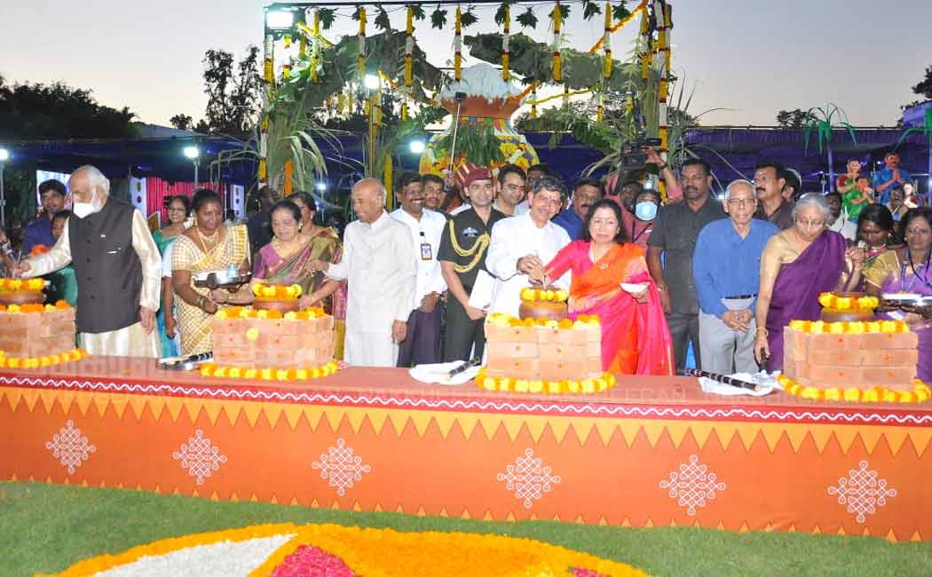 pongal festival celebrated in tamil nadu governor bungalow