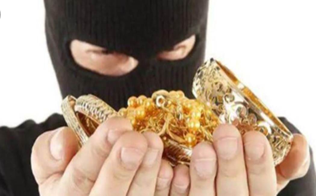 Tiruppattur jewelry Theft