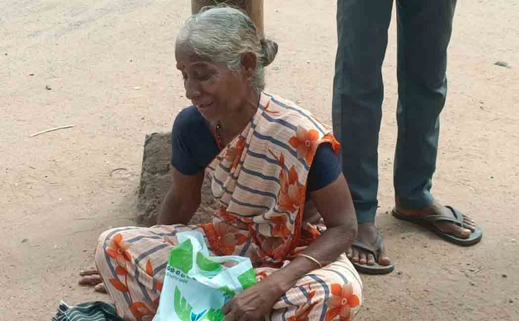 The family is begging because police did not find the thieves!