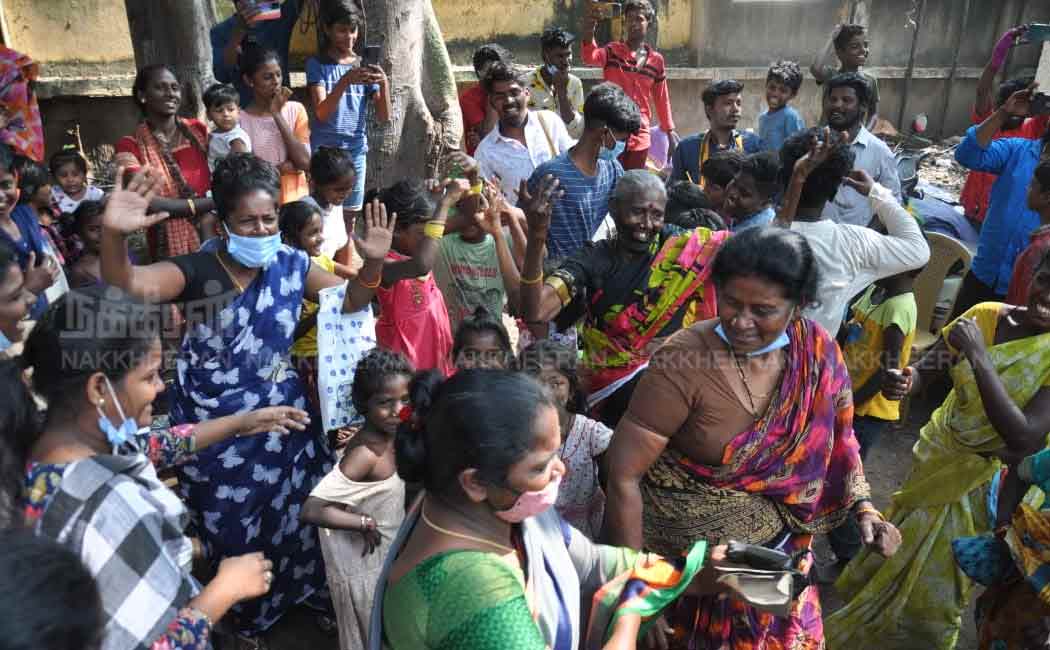 Allocation of houses for roadside dwellers! MLA Paranthaman