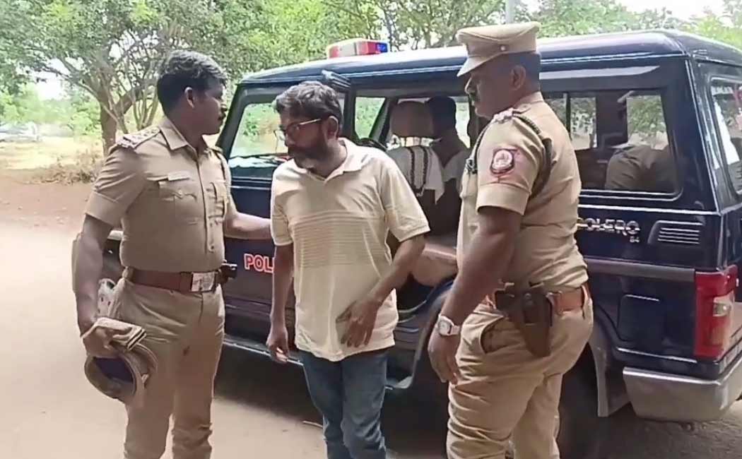 Karur court granted bail to savukku Shankar