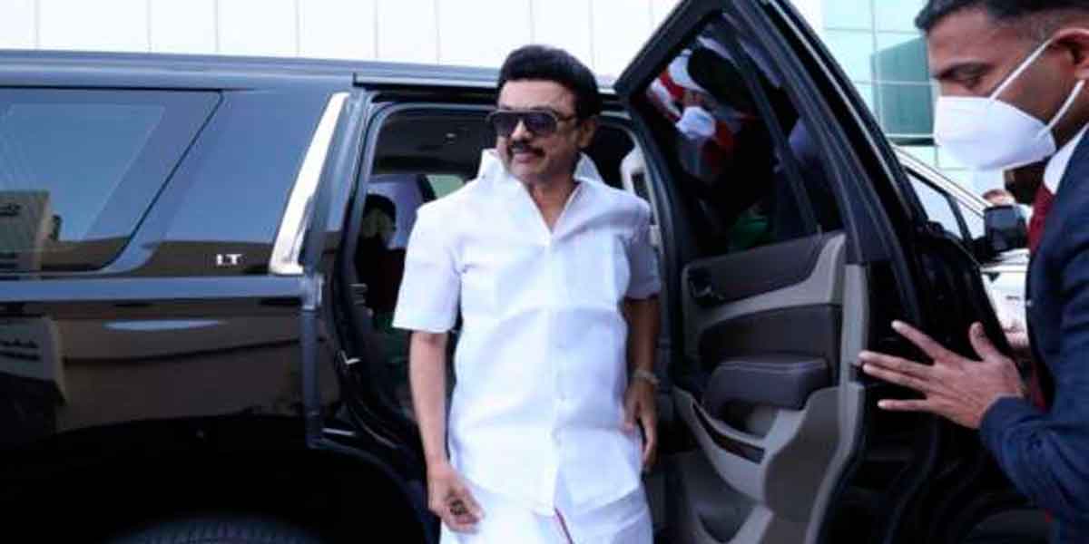 Consultation headed by the Prime Minister; Tamil Nadu Chief Minister left for Delhi