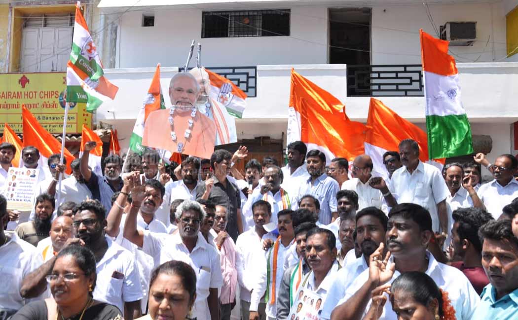 Tamil Nadu Congress opposes Congress MP's suspension order