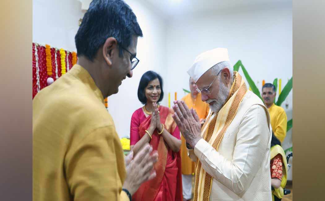 Prime Minister Modi at the residence of the Chief Justice of the Supreme Court
