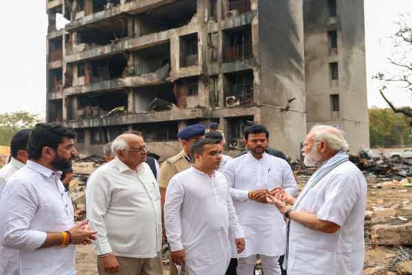 Prime Minister Modi anguish Gujarat plane crash