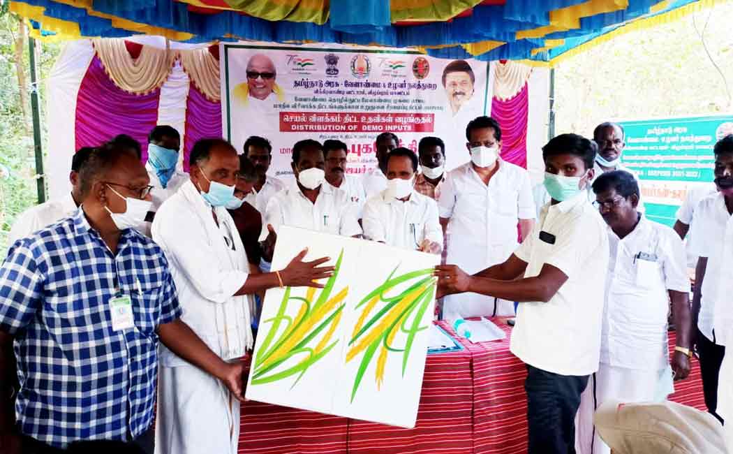 Villupuram MLA who provided equipment to farmers