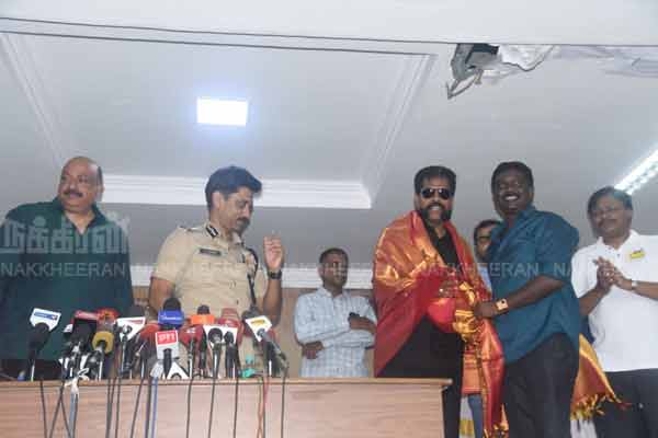 Commissioner arun opens restaurant at Chennai Press Club