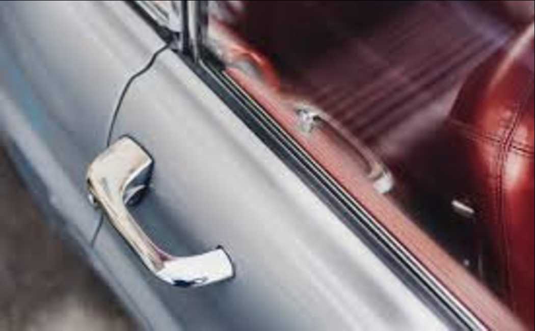 thirukovilur girl children die of suffocation in a locked car