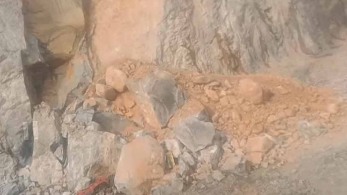 Rockfall at Calquary; What is the condition of those trapped inside?