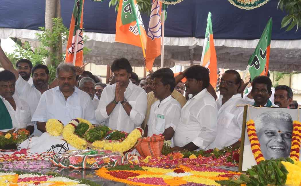 gk moopanar death anniversary