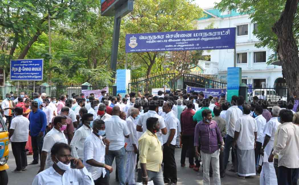 Various party candidates gathered to file nominations