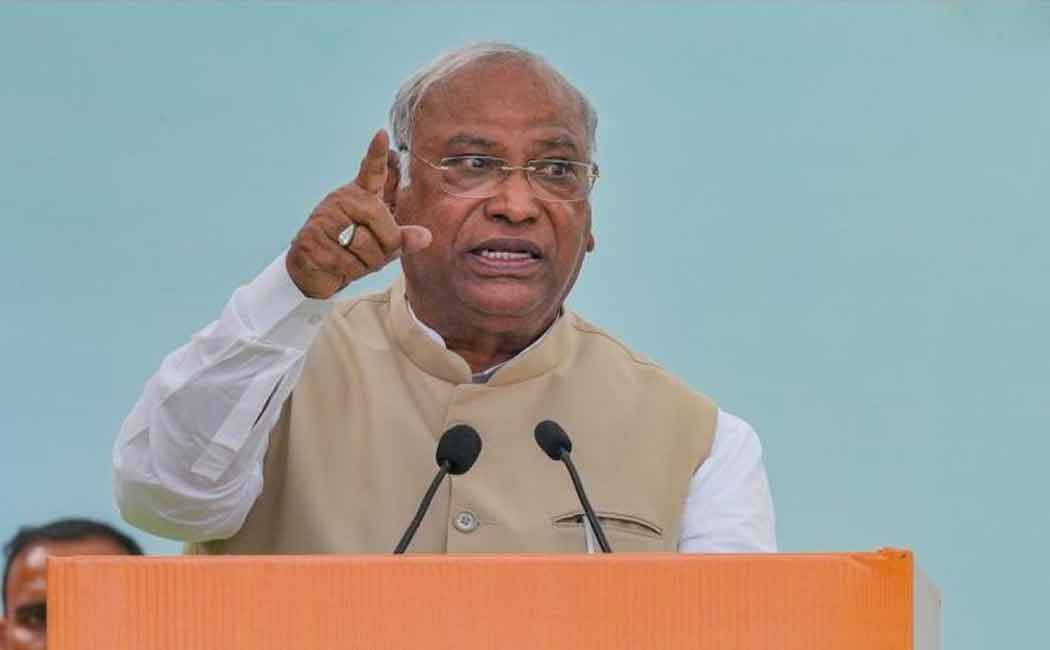Mallikarjuna Kharge questioned Amit Shah are you politician or priest
