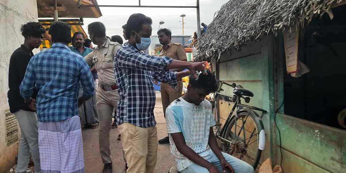 Students around with more hair ... Police arranged to cut the hair!
