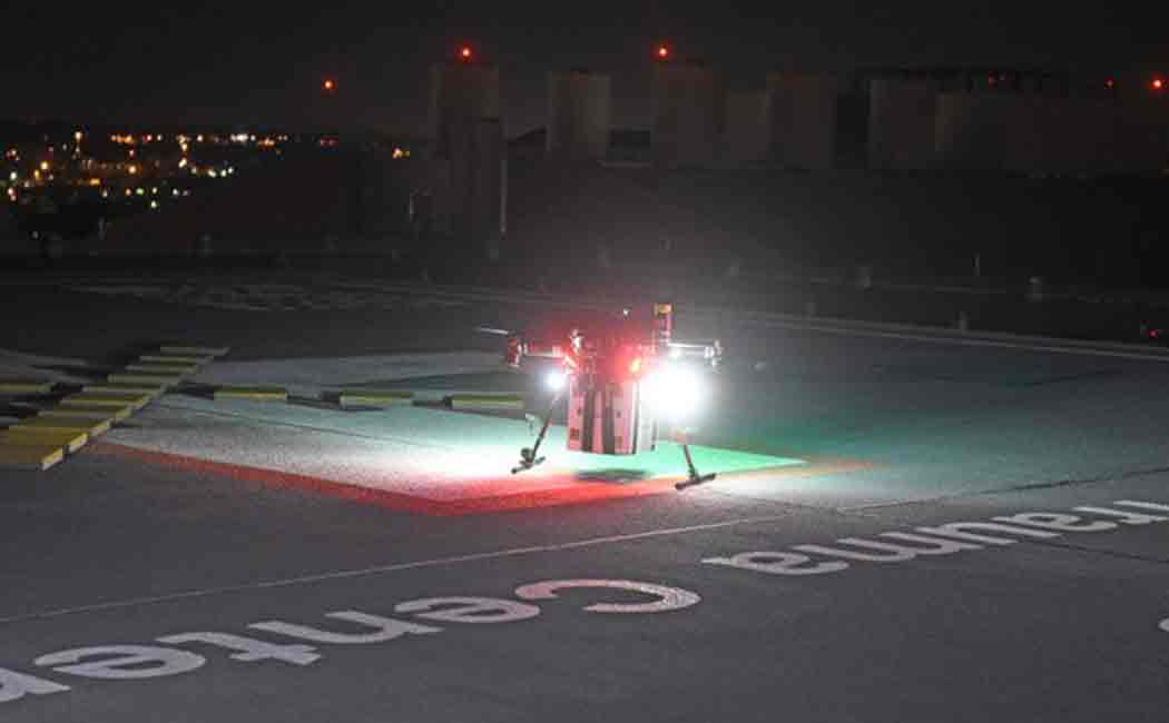 drone carries kidney for a womans kidney transplant operation