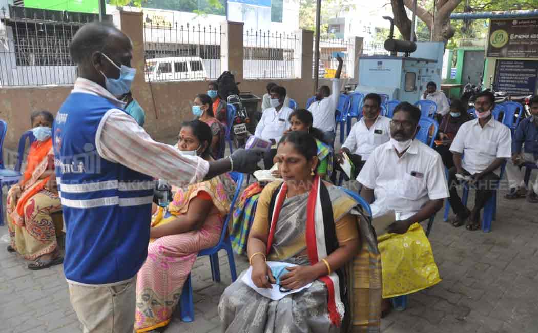 Various party candidates gathered to file nominations