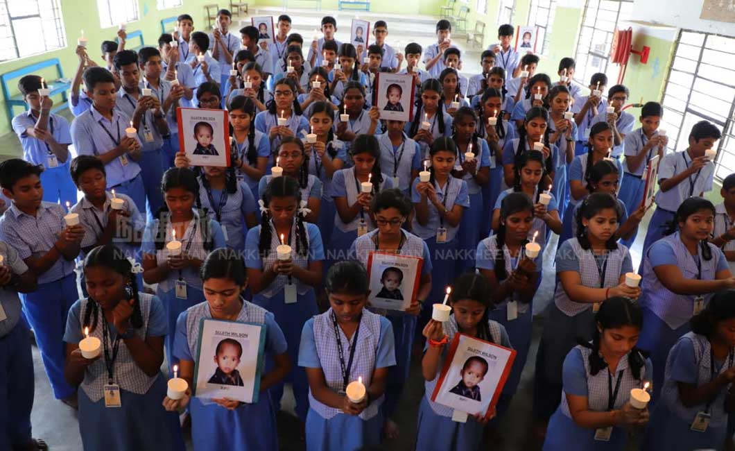 school students pray for sujith