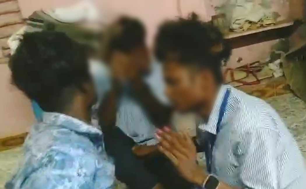 Gang beaten students for selling cannabis!