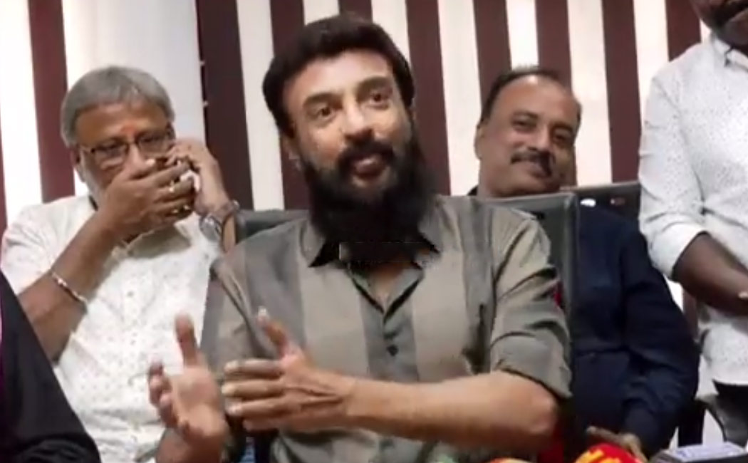 actor about who is next super star
