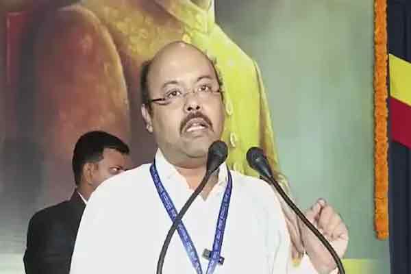Siddaramaiah's son criticizes Congress Karnataka orders caste-wise census