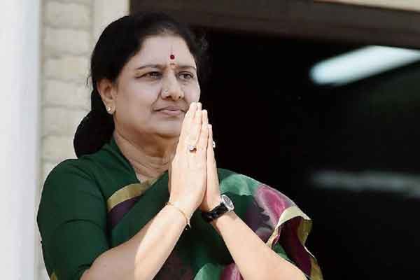 Income tax case; High Court orders Sasikala to file reply
