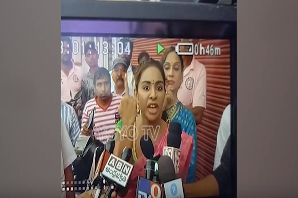 sri reddy