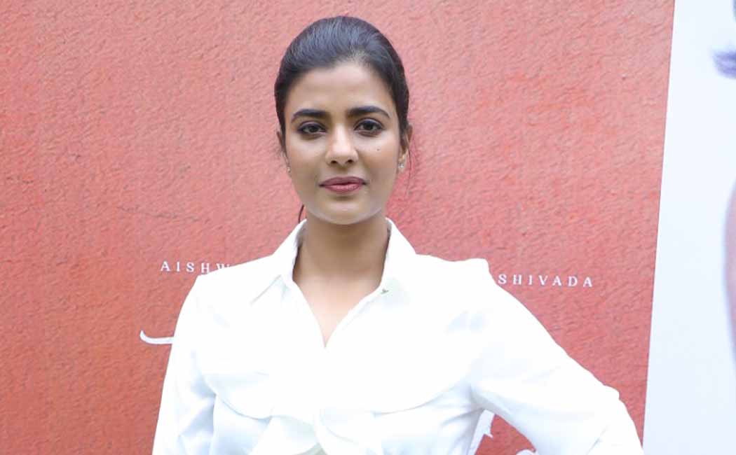 Aishwarya Rajesh who paid off her fine debt by climbing the Tirupati mountain