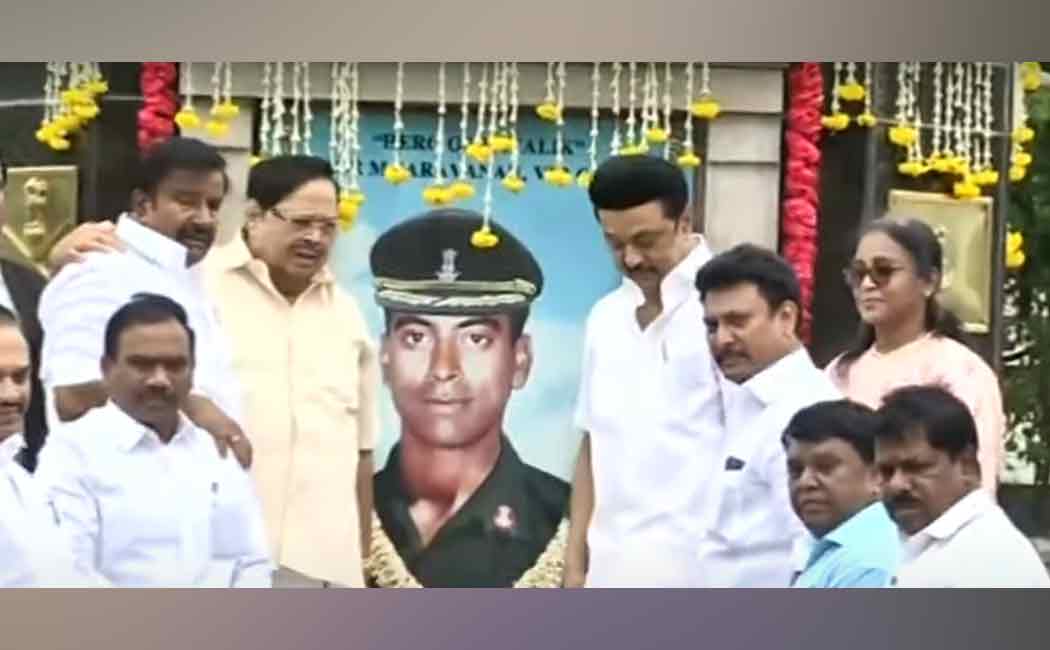 Chief Minister pays homage to Kargil war veteran Major Saravanan memorial