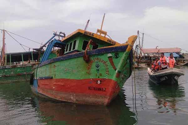 Tamilnadu fishermen court custody order