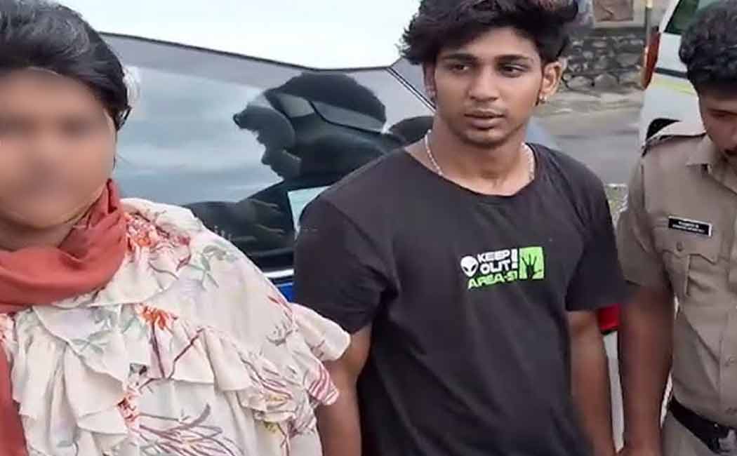 அரசுப் பேருந்தில் இளைஞர்கள் செய்த காரியம்; போலீசார் அதிரடி நடவடிக்கை!