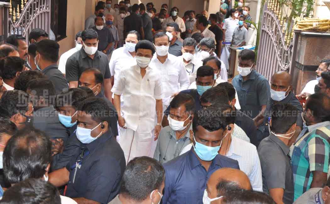 The body of the late Shanmuganathan was cremated
