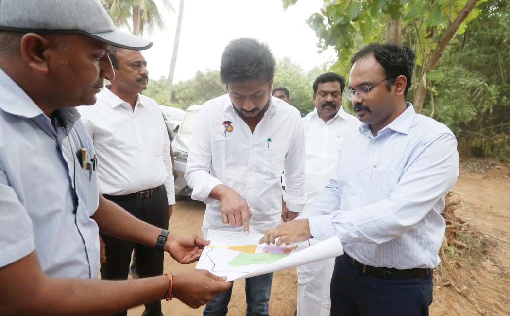udhyanidhi visit chennai new film studio