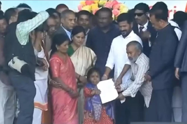 Revanth Reddy sworn in as Telangana Chief Minister; Fulfillment of the promise given to the disabled woman