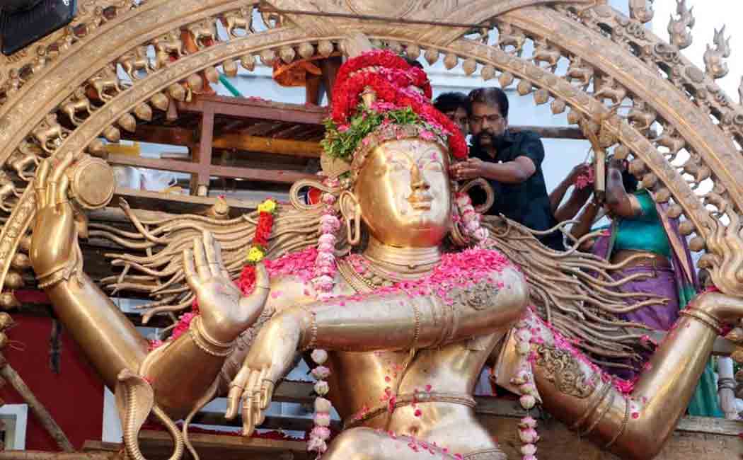 Huge statue of Nataraja! Governor Tamilisai, Nakkheeran Editor participated in ceremony