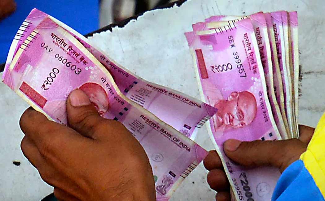Shocking information on the 2000 rupee note issue
