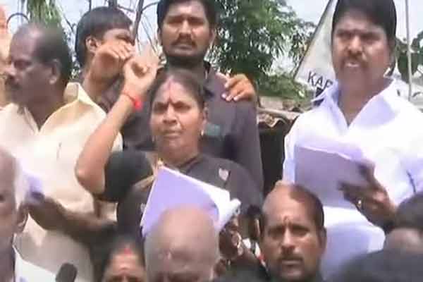 ADMK struggle in Arakkonam