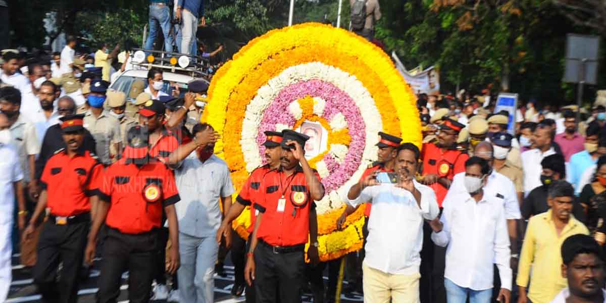 Peace rally on behalf of DMK on Anna Memorial Day (Pictures)