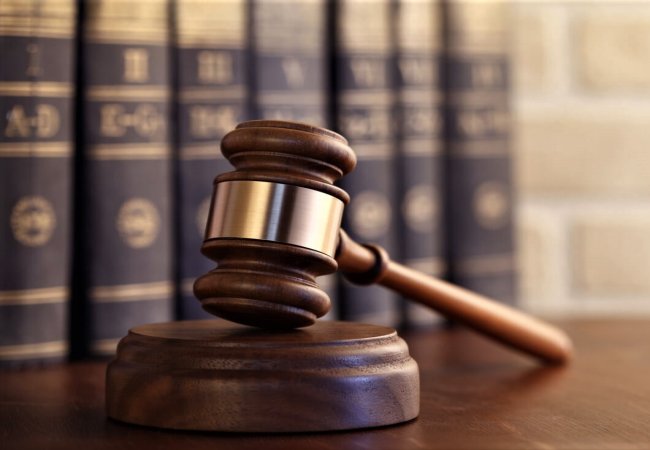 bank employee women court order
